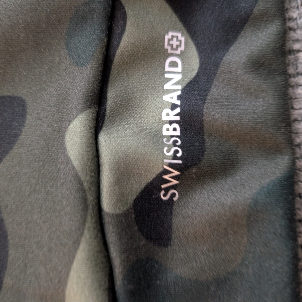 2/$5 camo sports bra - Picture 4 of 4